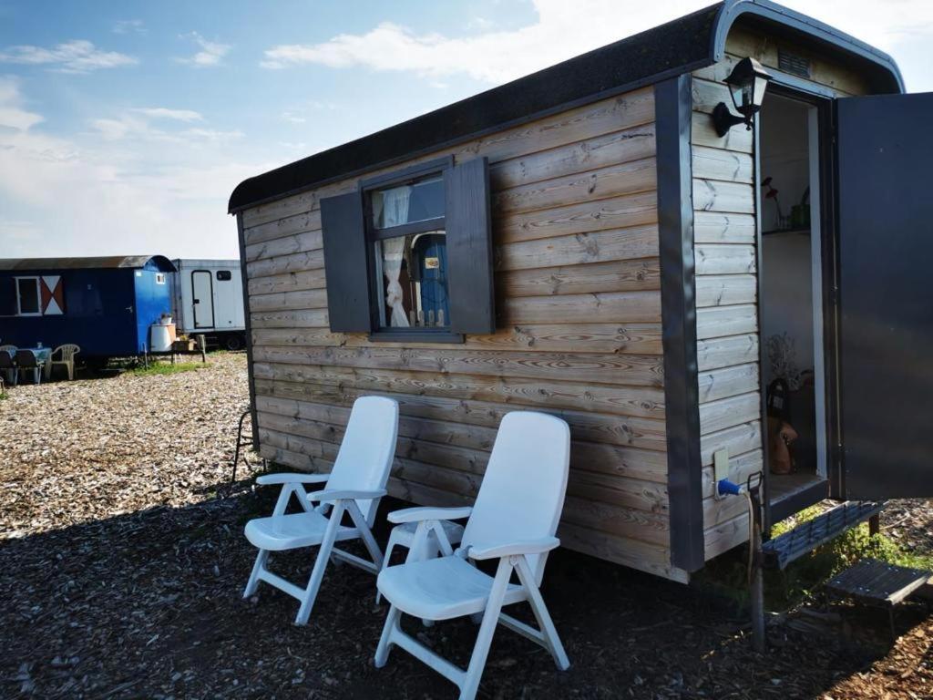 B&B Boerderij Rust, In Pipowagens! Den Helder Exteriér fotografie